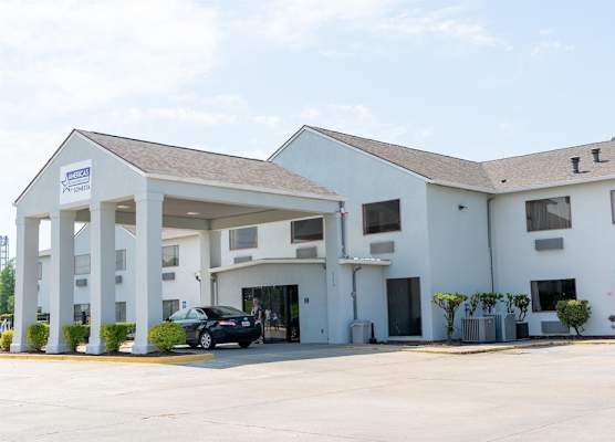 Americas Best Value Inn Donaldsonville 1