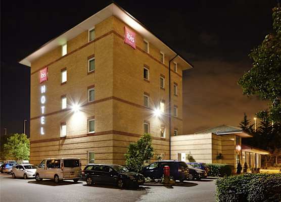ibis London Thurrock M25 1