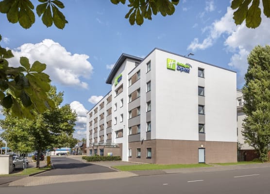 Holiday Inn Express COLOGNE - MUELHEIM by IHG 1