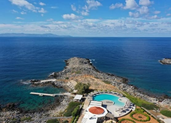 Kavos Hotel & Suites 1