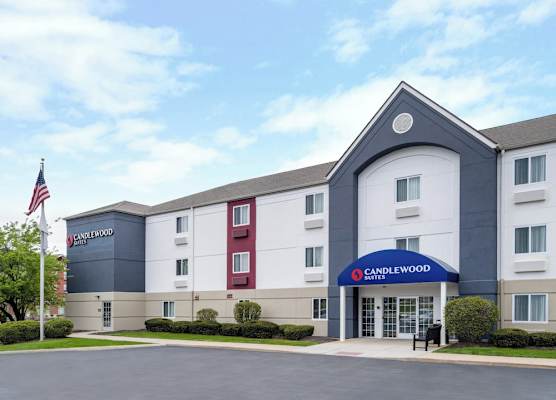Candlewood Suites ROCKFORD by IHG 1