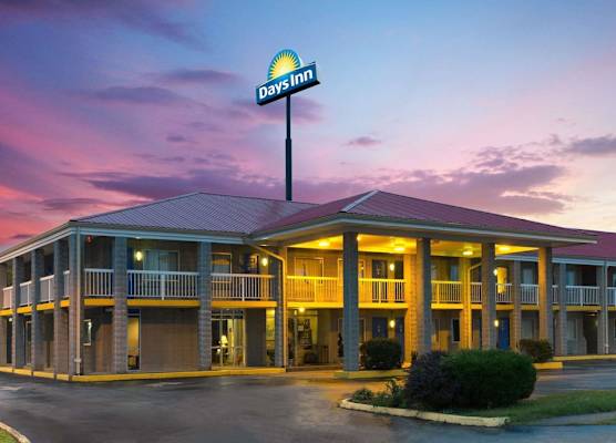 Days Inn by Wyndham Richmond 1