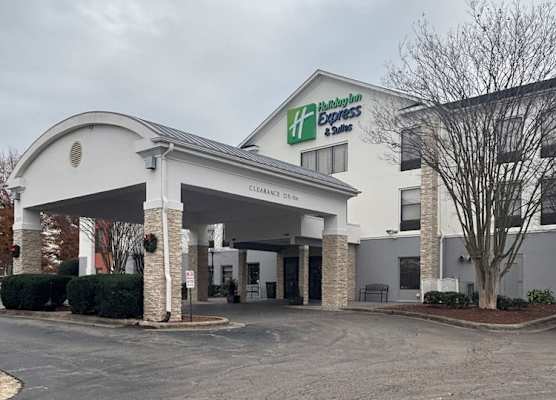 Holiday Inn Express & Suites SANFORD by IHG 1