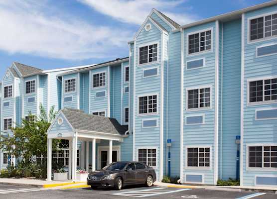 Microtel Inn & Suites by Wyndham Port Charlotte Punta Gorda 1