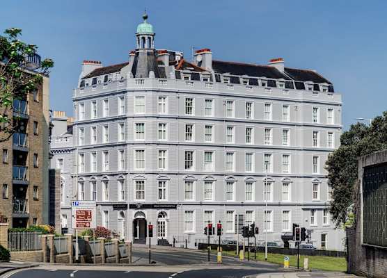 New Continental Hotel; Sure Hotel Collection by Best Western 1