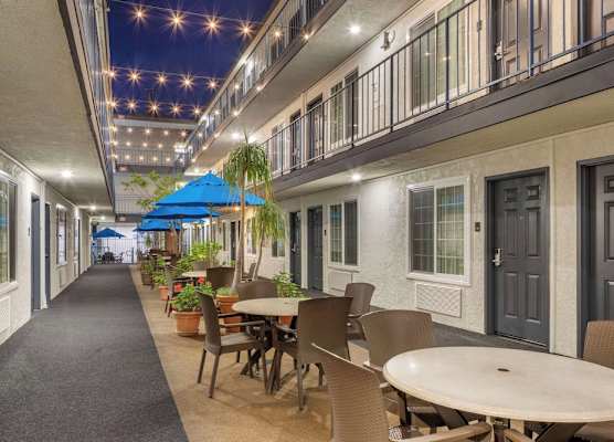 Comfort Inn Santa Monica - West Los Angeles 1