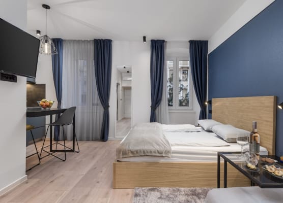 Deluxe Apartments & Rooms "In the Center" 1