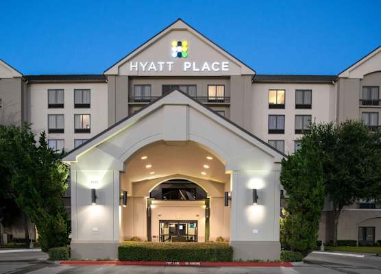 Hyatt Place Dallas/North Arlington/Grand Prairie 1