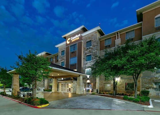 Comfort Suites Arlington - Entertainment District 1