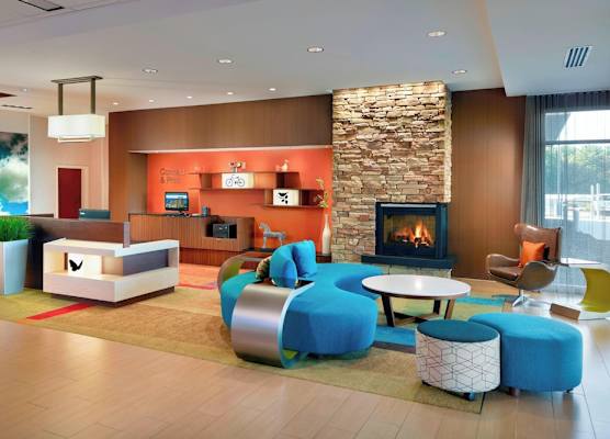 Fairfield Inn & Suites by Marriott Hendersonville Flat Rock 1