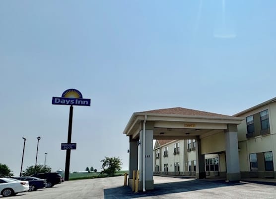 Days Inn by Wyndham Walcott Davenport 1