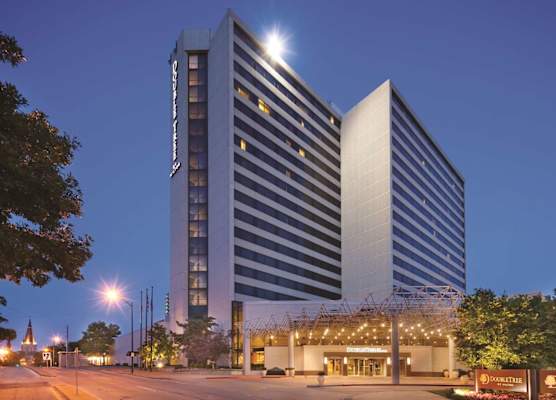 DoubleTree by Hilton Tulsa Downtown 1
