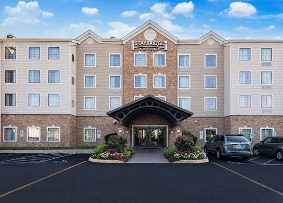 Staybridge Suites CHESAPEAKE - VIRGINIA BEACH by IHG 1
