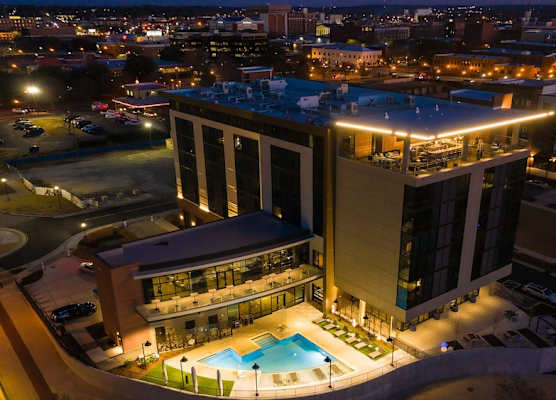 Hotel Indigo COLUMBUS AT RIVERFRONT PLACE by IHG 1