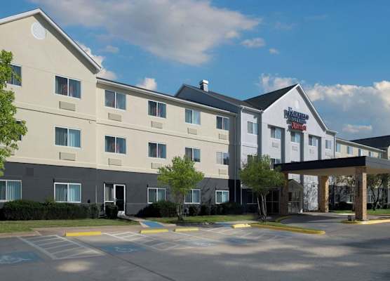 Fairfield Inn & Suites Dallas Park Central 1