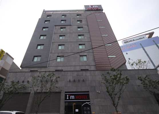 IM Hotel 1