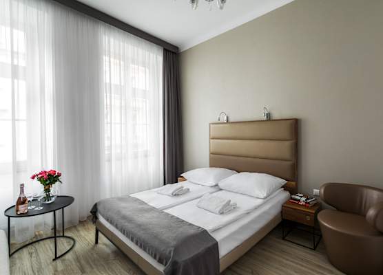 G12 Aparthotel 1