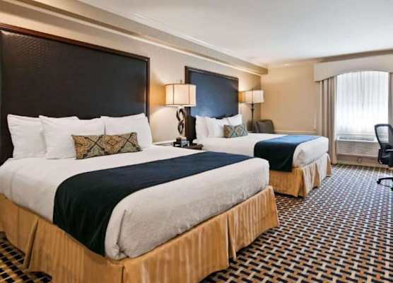 Best Western Plus Puyallup Hotel 1