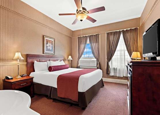 Genetti Hotel, SureStay Collection by Best Western 1