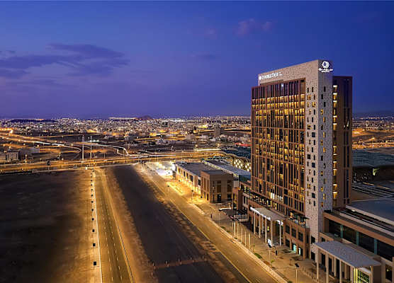 DoubleTree by Hilton Madinah Gate 1