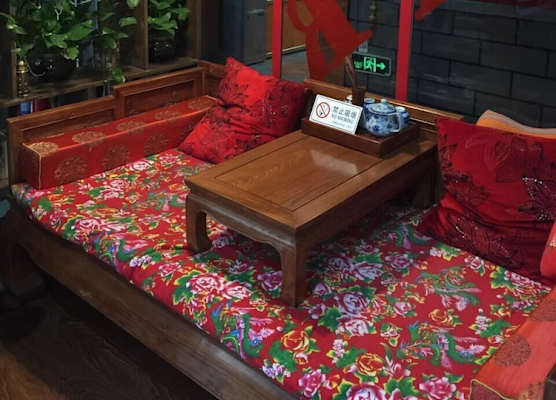 Happy Dragon Courtyard Hotel Beijing Forbidden City Lama Temple 1