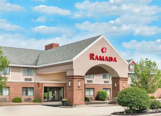 Ramada by Wyndham Vandalia 1