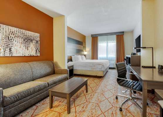 Best Western Plus Warsaw 1