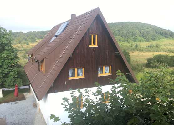 Rustic Inn River 1