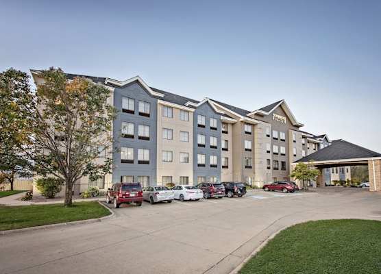 Staybridge Suites CEDAR RAPIDS NORTH by IHG 1