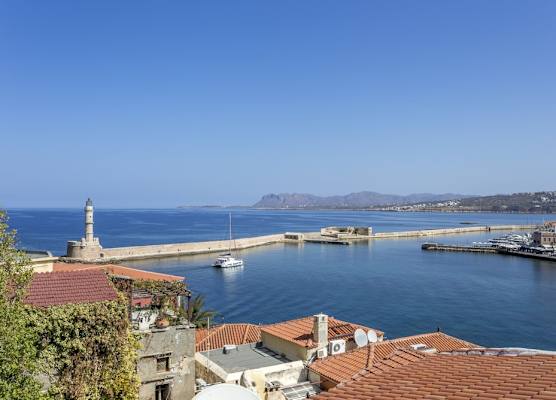 Ifigenia Lux MAISONETTE in oldtown and Villas in theriso vilage 14 km outside of chania 1