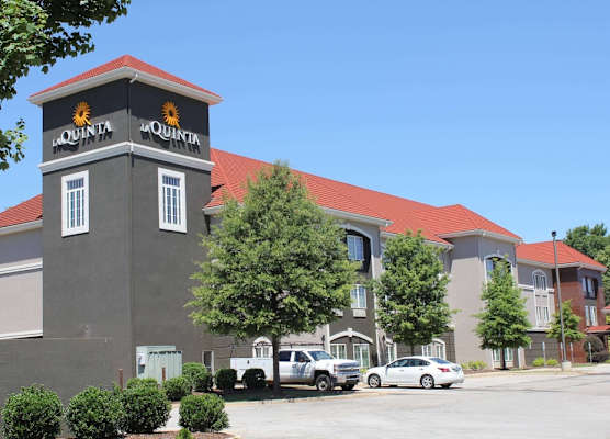 La Quinta by Wyndham Huntsville Airport Madison 1