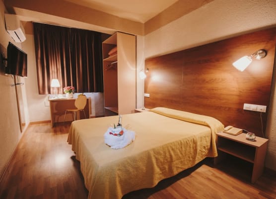 Hotel Embajador 1