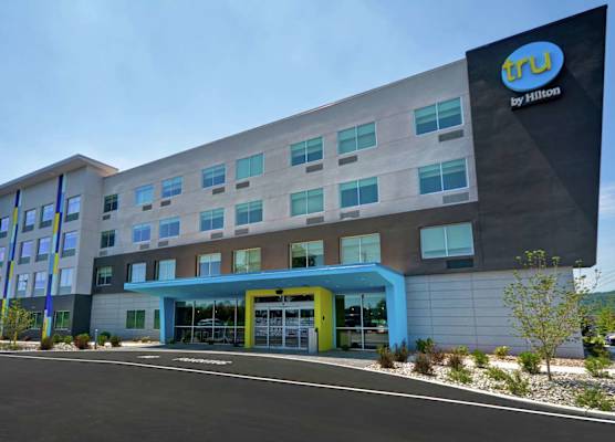Tru By Hilton Denver, PA 1