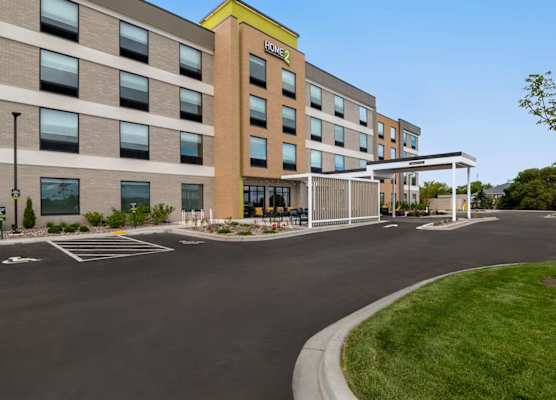 Home2 Suites By Hilton Sheboygan 1
