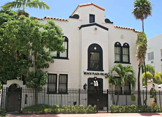 South Beach Plaza Hotel & Villas 1