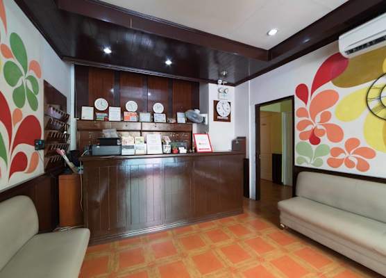 RedDoorz near Walking Street Angeles City 1