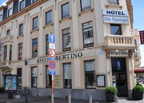 Hotel De Spiegel 1