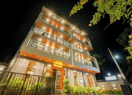 Limeshine - Airport Transit Hotels & Residences 1