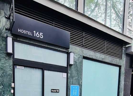 Hostel 165 1