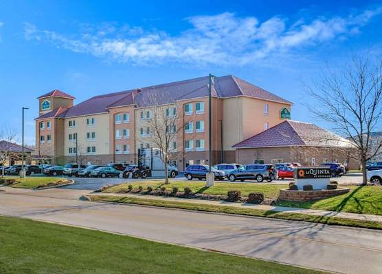 Spark by Hilton Plainfield Indianapolis Airport 1
