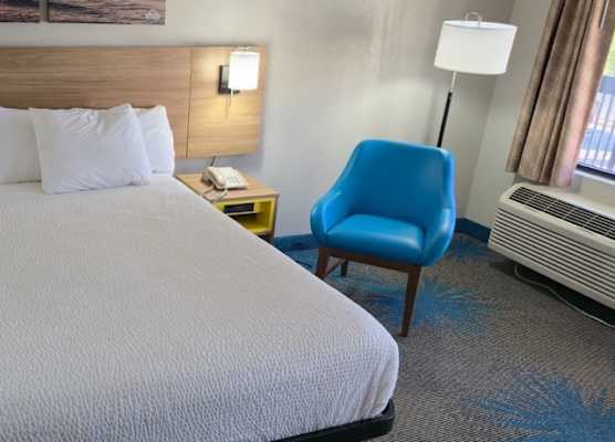 Days Inn by Wyndham Elberton 1