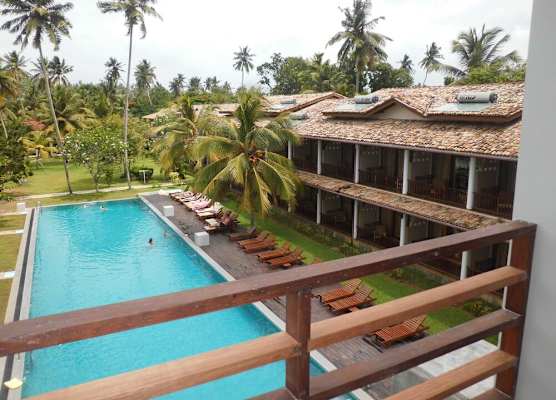 Paradise Beach Club 1
