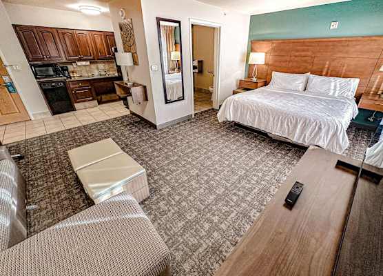 Staybridge Suites ELKHART NORTH by IHG 1