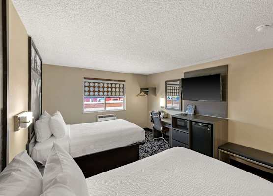 Super 8 by Wyndham Charlottesville 1
