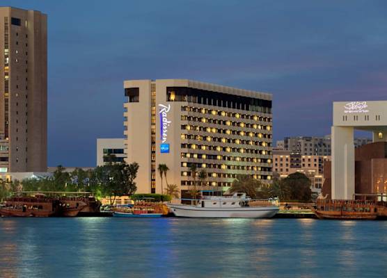 Radisson Blu Hotel, Dubai Deira Creek 1