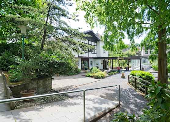 Romantik Waldhotel Mangold 1