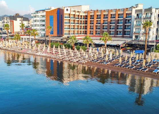 point beach hotel 1