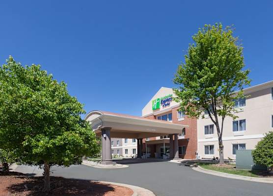 Holiday Inn Express & Suites MEBANE by IHG 1