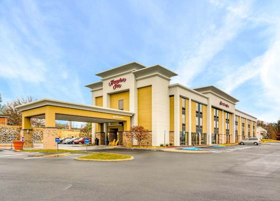 Hampton Inn Johnson City 1
