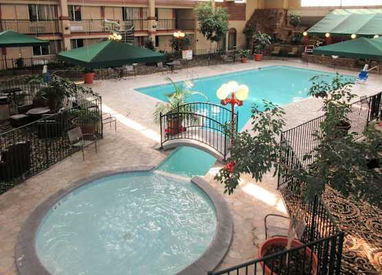 Clarion Inn 1